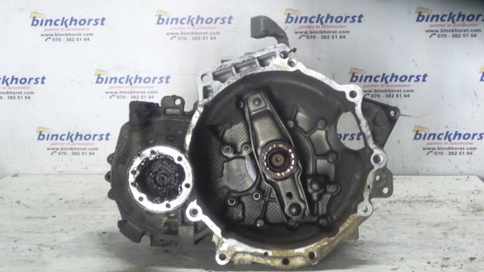 Gebruikte Versnellingsbak Volkswagen Bora (1J2) 1.9 TDI 90 Prijs € 210,00 Margeregeling aangeboden door Binckhorst BV