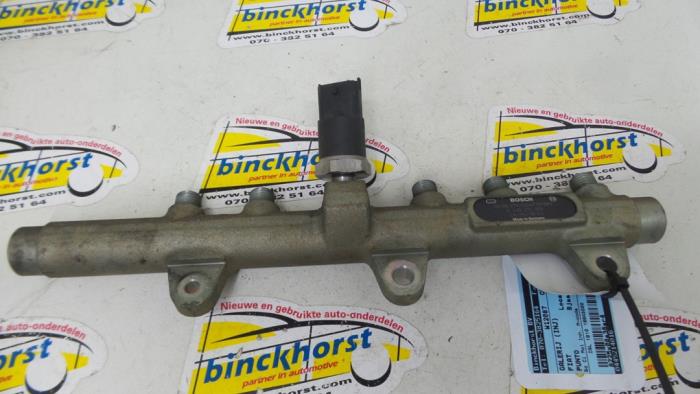 Gebruikte Verstuiver brug Fiat Punto II (188) 1.9 JTD 80 ELX 3-Drs. Prijs € 84,00 Margeregeling aangeboden door Binckhorst BV