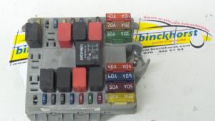 Gebruikte Zekeringkast Fiat Punto II (188) 1.9 JTD 80 ELX Prijs € 42,00 Margeregeling aangeboden door Binckhorst BV