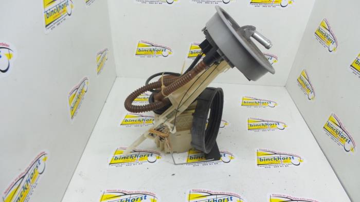 Gebruikte Tank element Pomp Volkswagen Passat Variant (35I) 2.0i CL,GL,GT Prijs € 42,00 Margeregeling aangeboden door Binckhorst BV