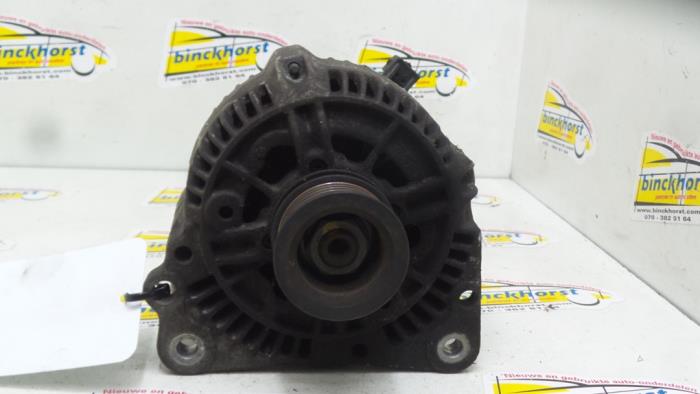 Gebruikte Dynamo Seat Cordoba (6C2/6K2) 1.4i CLX,SE,Latino Prijs € 42,00 Margeregeling aangeboden door Binckhorst BV