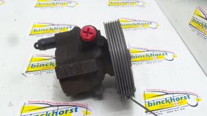 Gebruikte Servopomp Renault Laguna I Grandtour (K56) 1.6 16V Prijs € 42,00 Margeregeling aangeboden door Binckhorst BV