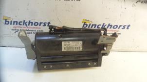 Gebruikte Airbag rechts (Dashboard) Volkswagen Passat Variant (3B5) 1.8 20V Prijs € 42,00 Margeregeling aangeboden door Binckhorst BV