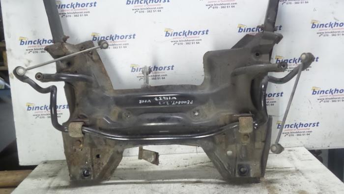Subframe van een Peugeot 207/207+ (WA/WC/WM) 1.6 HDi 16V 2007