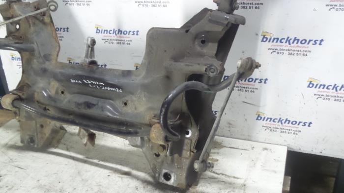 Subframe van een Peugeot 207/207+ (WA/WC/WM) 1.6 HDi 16V 2007
