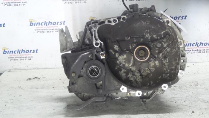 Gebruikte Versnellingsbak Renault Megane II (BM/CM) 1.5 dCi 80 Prijs € 131,25 Margeregeling aangeboden door Binckhorst BV