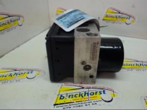 Gebruikte ABS Pomp Volkswagen Polo III (6N2) 1.4 Prijs € 105,00 Margeregeling aangeboden door Binckhorst BV