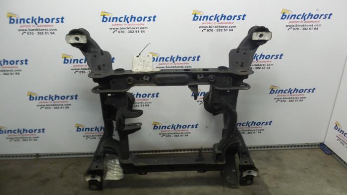 Subframe van een Jeep Grand Cherokee (WK/WK2) 3.0 CRD V6 24V 2011