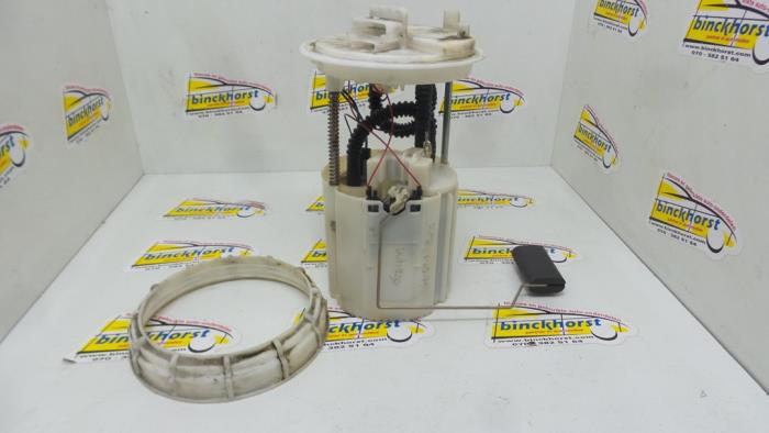 Gebruikte Tank element Pomp Alfa Romeo 147 (937) 1.6 HP Twin Spark 16V Prijs € 52,50 Margeregeling aangeboden door Binckhorst BV