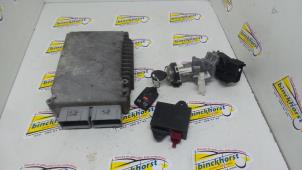 Gebruikte Kontaktslot + computer Chrysler Voyager/Grand Voyager 3.3i V6 Prijs € 131,25 Margeregeling aangeboden door Binckhorst BV