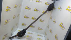 Gebruikte Cardanas rechts-voor (VWA) Opel Corsa B (73/78/79) 1.4i Prijs € 31,50 Margeregeling aangeboden door Binckhorst BV