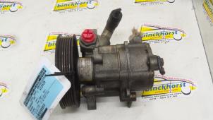 Gebruikte Pomp Servo Mercedes E Combi (S210) 2.3 E-230 16V Prijs € 52,50 Margeregeling aangeboden door Binckhorst BV