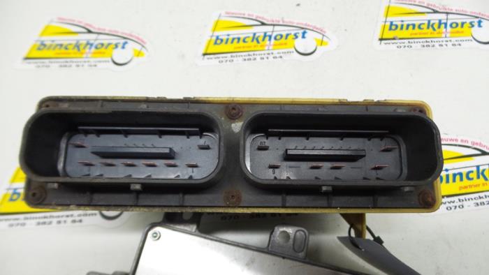 Computer Koeling van een Opel Astra G Caravan (F35) 1.7 DTI 16V Eco4 2000