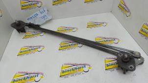 Gebruikte Ruitenwis Mechaniek Mazda 626 (GW19) 2.0 DiTD 16V Prijs € 31,50 Margeregeling aangeboden door Binckhorst BV