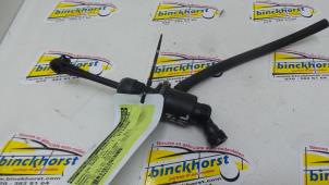 Gebruikte Koppeling Hoofd Cilinder Renault Scénic II (JM) 1.9 dCi 120 Prijs € 31,50 Margeregeling aangeboden door Binckhorst BV