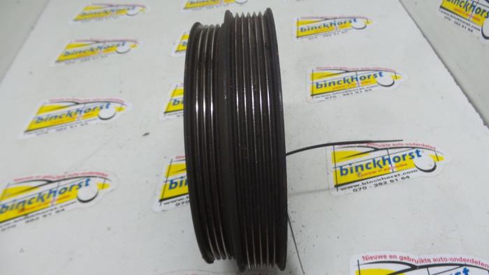 Gebruikte Krukas Poelie Chrysler Voyager/Grand Voyager (RG/RS) 2.5 CRD 16V Prijs € 26,25 Margeregeling aangeboden door Binckhorst BV