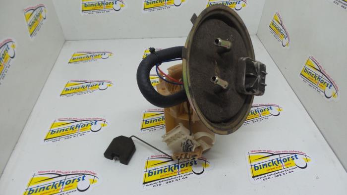 Gebruikte Tank element Pomp Opel Tigra (75) 1.6i 16V Prijs € 36,75 Margeregeling aangeboden door Binckhorst BV