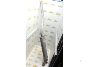 Nieuwe Uitlaat Middendemper BMW 3-Serie Prijs € 37,74 Inclusief btw aangeboden door Binckhorst BV