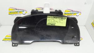 Gebruikte Instrumentenpaneel Toyota Avensis Verso (M20) 2.0 16V VVT-i D-4 Prijs € 73,50 Margeregeling aangeboden door Binckhorst BV