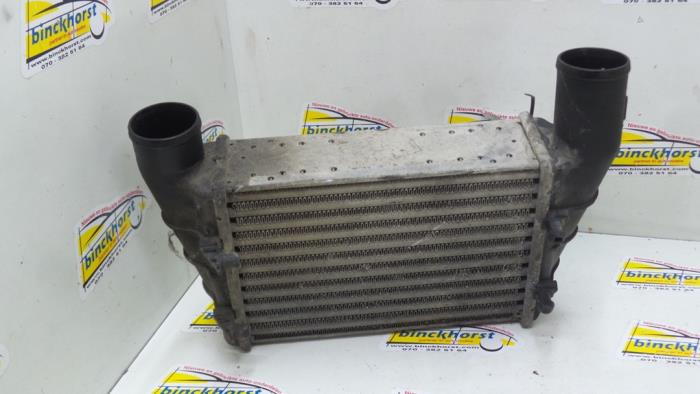 Gebruikte Intercooler Volkswagen Passat (3B2) 1.9 TDi 90 Prijs € 42,00 Margeregeling aangeboden door Binckhorst BV