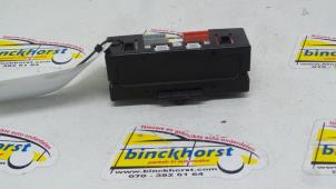 Gebruikte Display Interieur Renault Megane (EA) 2.0 IDE 16V Prijs € 31,50 Margeregeling aangeboden door Binckhorst BV