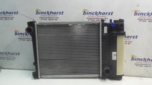 Gebruikte Radiateur BMW 3 serie (E30/2) 316i Prijs € 36,75 Margeregeling aangeboden door Binckhorst BV