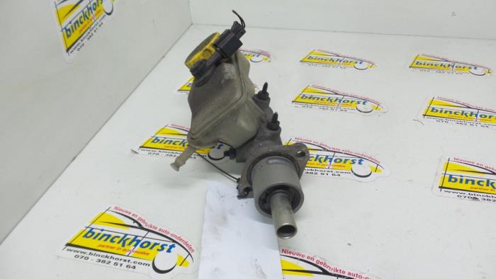 Gebruikte Hoofdremcilinder Seat Arosa (6H1) 1.0 MPi Prijs € 36,75 Margeregeling aangeboden door Binckhorst BV
