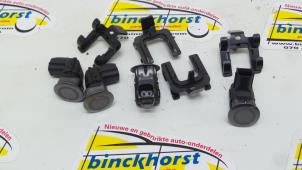 Gebruikte PDC Sensor Set Mitsubishi Outlander (GF/GG) 2.0 16V PHEV 4x4 Prijs € 157,50 Margeregeling aangeboden door Binckhorst BV