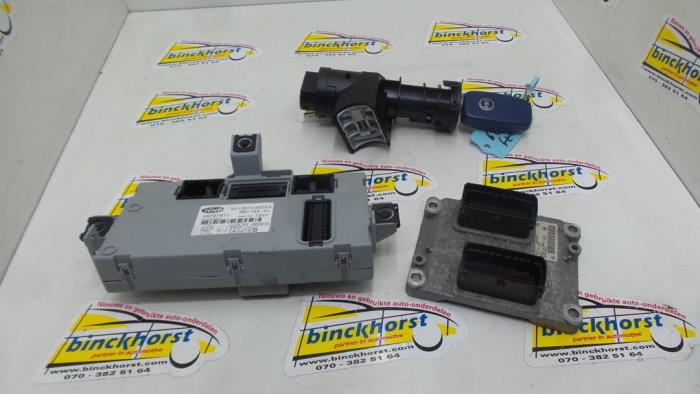 Gebruikte Contactslot + computer Fiat Stilo (192A/B) 1.2 16V 3-Drs. Prijs € 157,50 Margeregeling aangeboden door Binckhorst BV