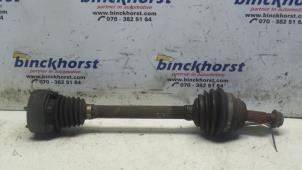 Gebruikte Cardanas links-voor (VWA) Volkswagen Polo III (6N1) 1.3i 55 Prijs € 26,25 Margeregeling aangeboden door Binckhorst BV