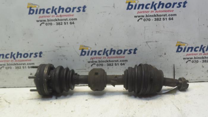 Gebruikte Aandrijfas links-voor Alfa Romeo 145 (930A) 1.6 Twin Spark 16V Prijs € 52,50 Margeregeling aangeboden door Binckhorst BV