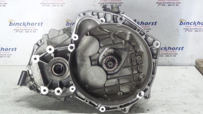 Gebruikte Versnellingsbak Opel Vectra C Caravan 1.9 CDTI 16V Prijs € 393,75 Margeregeling aangeboden door Binckhorst BV