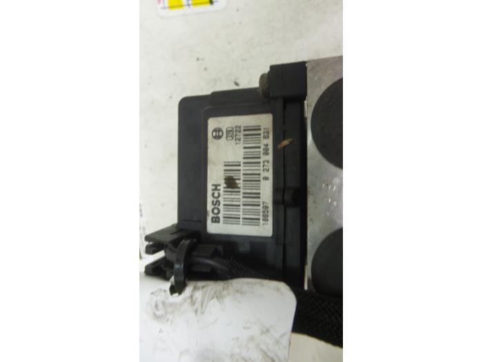 Gebruikte ABS Pomp Renault Clio II (BB/CB) 1.4 16V Prijs € 73,50 Margeregeling aangeboden door Binckhorst BV