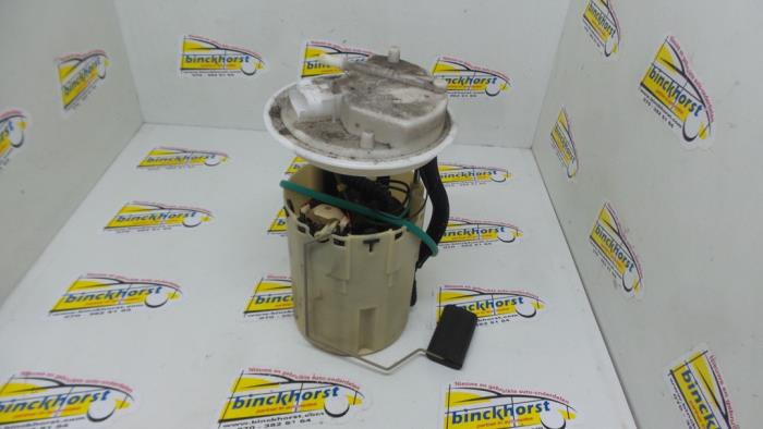 Gebruikte Tank element Pomp Fiat Stilo (192A/B) 1.8 16V 5-Drs. Prijs € 52,50 Margeregeling aangeboden door Binckhorst BV