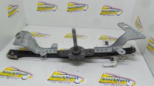 Gebruikte Raammechaniek 4Deurs rechts-achter Ford Fusion 1.6 16V Prijs € 26,25 Margeregeling aangeboden door Binckhorst BV