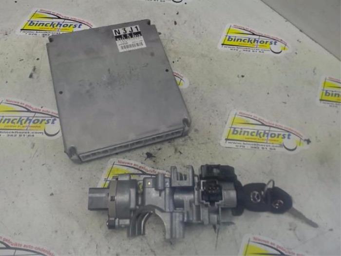Gebruikte Kontaktslot + computer Mazda RX-8 (SE17) 1.3 Renesis HP Prijs € 183,75 Margeregeling aangeboden door Binckhorst BV