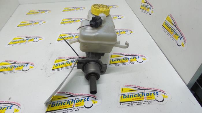 Gebruikte Hoofdremcilinder Seat Ibiza III (6L1) 1.2 12V Prijs € 19,95 Margeregeling aangeboden door Binckhorst BV