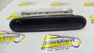 Gebruikte Display Interieur Renault Twingo (C06) 1.2 Prijs € 26,25 Margeregeling aangeboden door Binckhorst BV