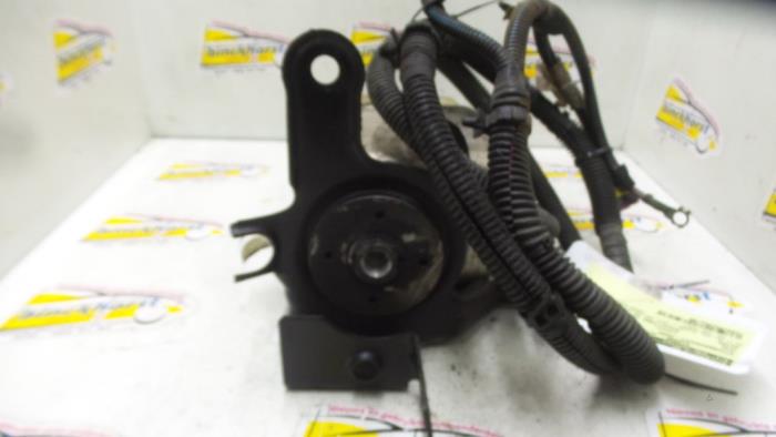 Gebruikte Servopomp Opel Astra G (F70) 2.0 DI 16V Prijs € 52,50 Margeregeling aangeboden door Binckhorst BV