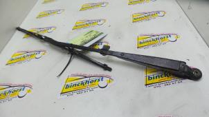 Gebruikte Ruitenwisserarm achter Chevrolet Matiz 0.8 S,SE Prijs € 15,75 Margeregeling aangeboden door Binckhorst BV