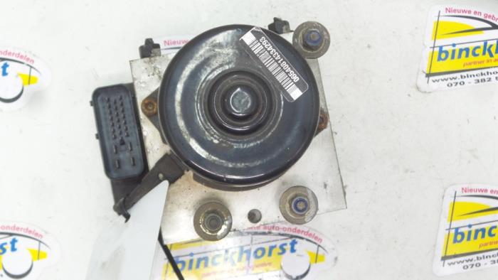 Gebruikte ABS Pomp Ford Galaxy (WGR) 2.3i 16V SEFI Prijs € 94,50 Margeregeling aangeboden door Binckhorst BV