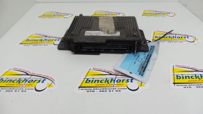 Gebruikte Computer Motormanagement Renault Megane Scénic (JA) 1.6 RT Prijs € 52,50 Margeregeling aangeboden door Binckhorst BV