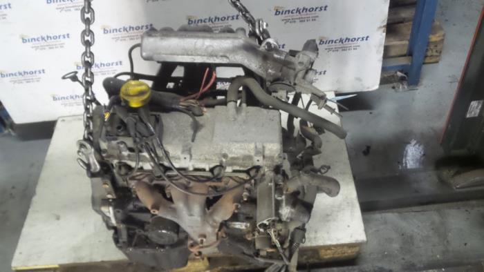 Gebruikte Motor Renault Megane Scénic (JA) 1.6 RT Prijs € 288,75 Margeregeling aangeboden door Binckhorst BV