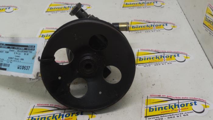 Stuurbekrachtiging Pomp van een Opel Vectra B (38) 1.6 16V Ecotec 1998