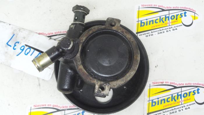Stuurbekrachtiging Pomp van een Opel Vectra B (38) 1.6 16V Ecotec 1998