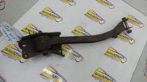 Gebruikte Reactiestang links-achter Subaru Vivio (KK/KW3) 0.7 GLi,GLi ECVT Prijs € 21,00 Margeregeling aangeboden door Binckhorst BV