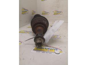 Gebruikte Homokineetas links-voor Saab 9-5 Estate (YS3E) 2.2 TiD 16V Prijs € 84,00 Margeregeling aangeboden door Binckhorst BV