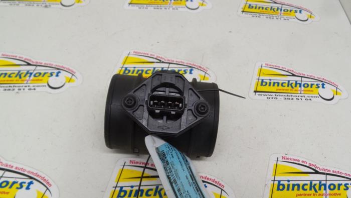 Gebruikte Luchthoeveelheidsmeter Opel Vectra B (36) 2.0 Di 16V Prijs € 31,50 Margeregeling aangeboden door Binckhorst BV