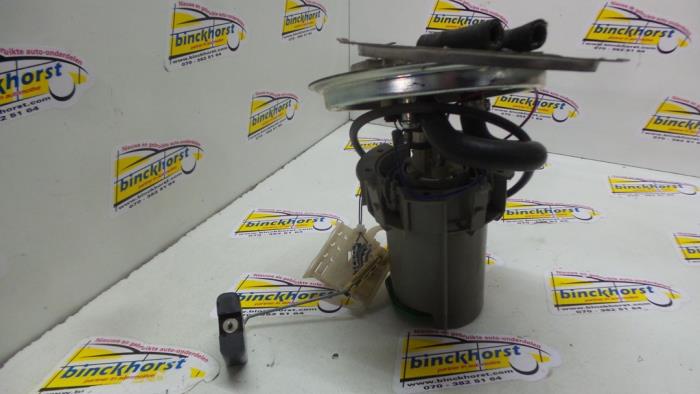 Gebruikte Tank element Pomp Opel Tigra (75) 1.4i 16V Prijs € 36,75 Margeregeling aangeboden door Binckhorst BV