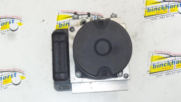 Gebruikte ABS Pomp BMW 5 serie (E60) 523i 24V Prijs € 131,25 Margeregeling aangeboden door Binckhorst BV
